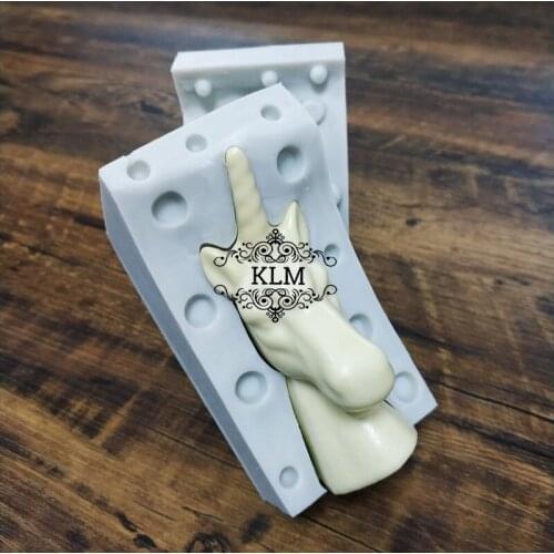 KLM-00269 New unicorn cake decoration mould Chess shape silicone mould Gummy chocolate tool Horse head plaster mold