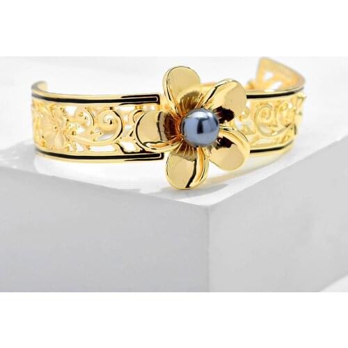 SophiaXuan Hawaiian Plumeria Bangles Womens Hollow Flower Bracelets Polynesian Jewelry Filled Bracelet Gold for Women Weeding