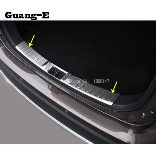 Car Sticker Inner Built Rear Bumper Trim Plate Lamp Frame Threshold Pedal Parts 2pcs For Mitsubishi Outlander 2016 2017 2018