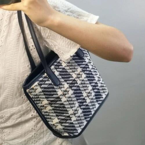 Large-capacity Shoulder Bag Korean Version of Simple Lattice Stitching Picture and Mother Bag Handbag
