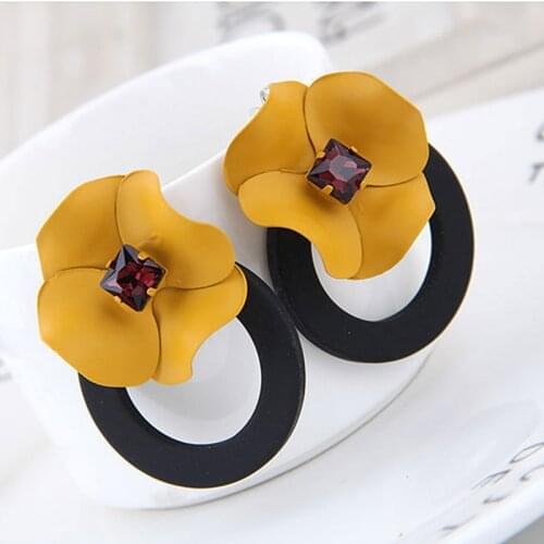 Korean Design Big Flower Shape Acrylic Earring Shiny Rhinestone 3 Colors Women Party Wedding Fashion Jewelry Earrings
