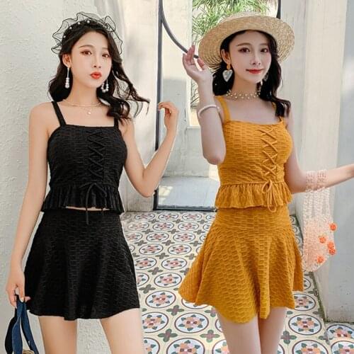 New swimsuit sexy bikini two-piece split swimsuit Korea ins wind cute swimsuit beach gothic clothing strap bow