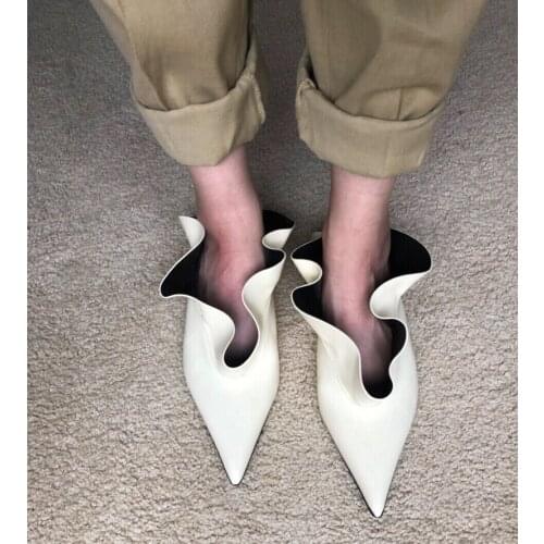 Fashion Ruffles Flat Shoes White Leather Pointy Toe Slingabck Shoes Low Heels Leisure Outside Shoes Women Drop Shipping