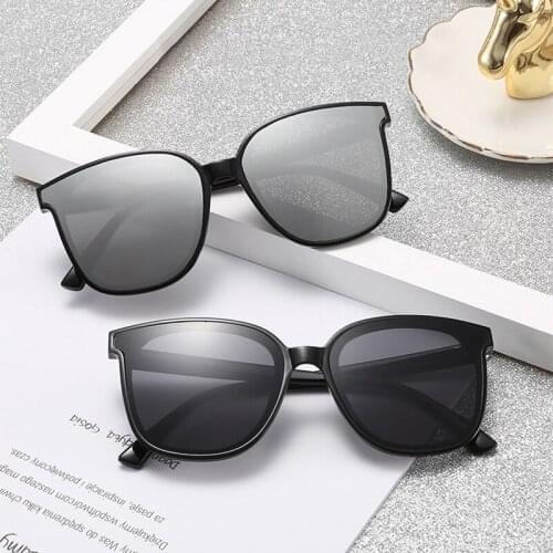 New Fashion Sunglasses Men Women Brand Design Driving Square Frame Sun Glasses Male Goggle UV400 Gafas De Sol