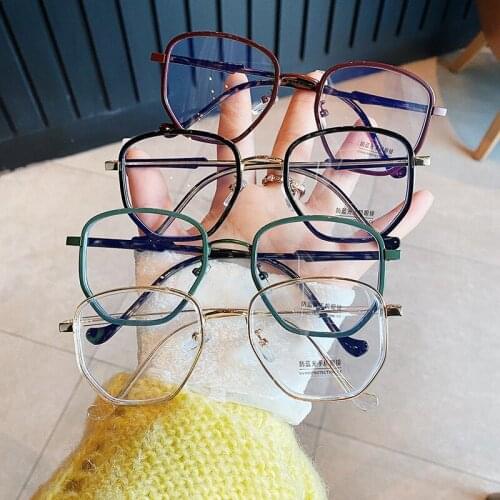 Anti Blue Light Glasses Fashion 2021 Trends Polygon Bent Legs Computer Womens Glasses Luxury Men Eyeglasses Unisex Decorative