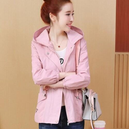 Spring Short Coat Women 2019 New Hooded Belt Casual Jacket Autumn Wild Windbreaker Womens Tooling Coat A453