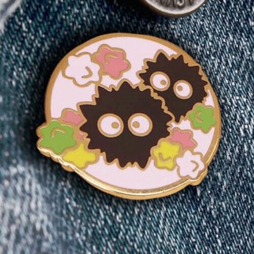 Susuwatari Soot Sprite Brooch Pins Enamel Metal Badges Lapel Pin Brooches Jackets Jeans Fashion Jewelry Accessories