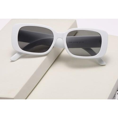 Brand Fashion Women Sunglasses Vintage Classic Traveling UV400 Sunglasses Rectangle Glasses for Women Men Shades for Women Gafas