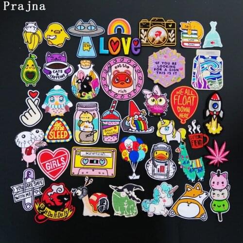 Prajna Cute Style Patch Cartoon Cat Embroiderd Patches For Clothing Kids T shirt Animal Iron On Patches Letter Love Sticker DIY