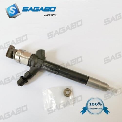 4 pcs Original new fuel injector 095000-9780 genuine and brand new injector 095000-9780 23670-51031 095000-7711