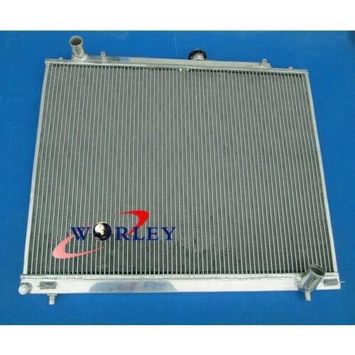 Aluminum Radiator For Pajero / Montero / Shogun NM NP NS NT 2.8 3.2 diesel V6 MT