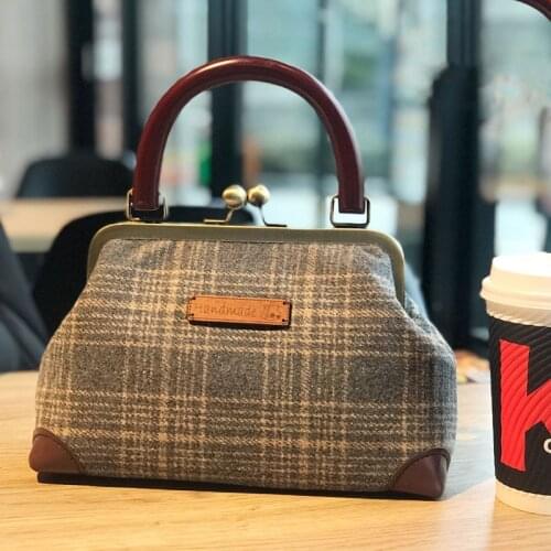 Non finished products B099 British style grey grid wooden handle DIY Kiss Lock Bag Material package coin purse Kits Handmade