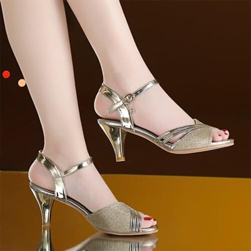 2021 Summer Woman Sandals Peep Toe High Heels Dress Shoes Silver Bridal Shoes Buckle Strap Pumps Ladies Shoes Sandalias 9194L
