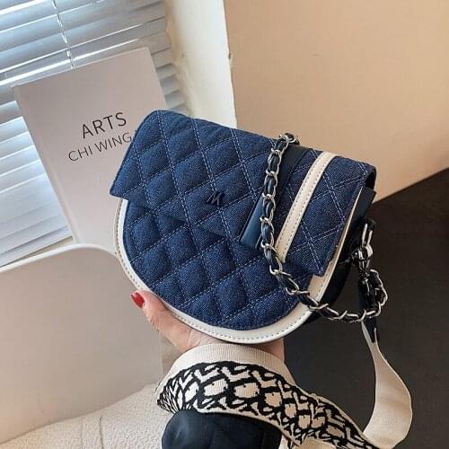 2021 Fashion Saddle Women Bag Ladies Shoulder Bag Handle Trend Casual Chain Diamonds Thread Broadband Luxury Design Ornament Bag