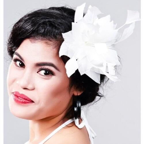 Women Fancy Feather Fascinator Hats White Wedding Hats And Fascinators Feather Hair Accessories For Bridal Woman MD16031