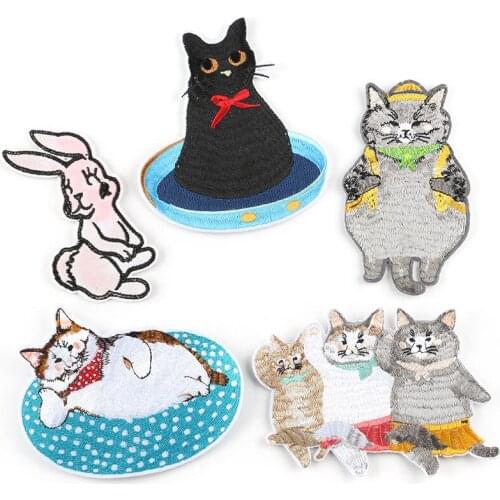 1PCS Cartoon Black cat Rabbit Embroiderey Patches Animal Iron on Clothes DIY Badges Clothes Appliques Stickers Sewing Accessory