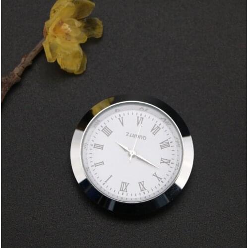 Car Ornamental Automobile Interior Decoration Watch Automatic Watch Automotive Vents Clip Car Accessories for Nissan Acura Honda