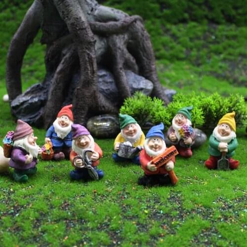 Mini seven dwarfs moss micro landscape fairy tale garden ornaments DIY crafts figurines bonsai micro landscape decoration