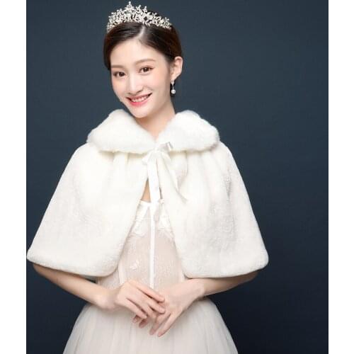 Free Size Bridal Wraps Cheap Faux Fur Winter Wedding Coats In Stock High Quality Jacket Shrug Shawl Wedding Accessories