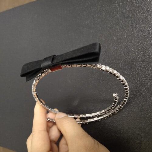 Fashion black bow with diamond collar