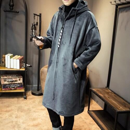 Autumn Winter Velvet Hooded Long Coats Men Loose Trench Coat Thick Outwear New Embroidery H087