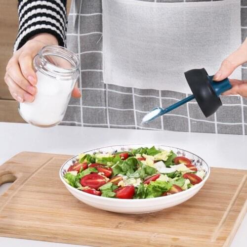Easy Clean Special Pepper Holder Oil Brush Bottle Reusable Oil Brush Bottle One-piece Design for Cooking