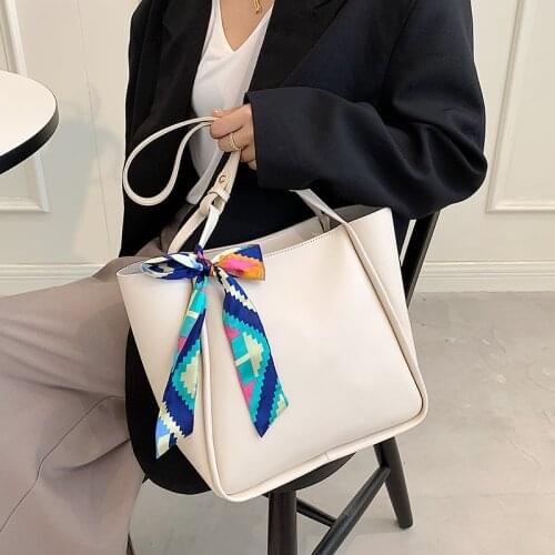 Soft Pu Leather Women Shoulder Bag large capacity Designer Brand With silk scarf ladies handbag Travel big totes bolsas white