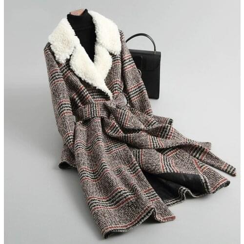 Wool 2020 Tweed Coat Women Real Lamb Fur Collar Female Plaid Thick Woolen Coats Long Winter Jacket With Belt 18014YQ1818 en s