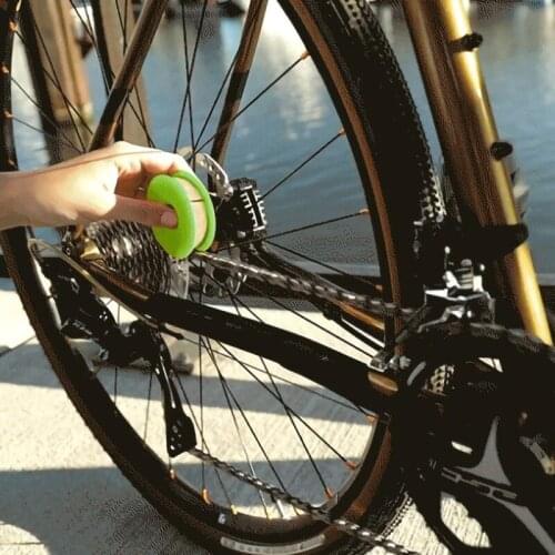 Bike Chain Oiler Roller Lubricator Bike Chain Gear Oiler Bicycle Care Tool SUB Sale