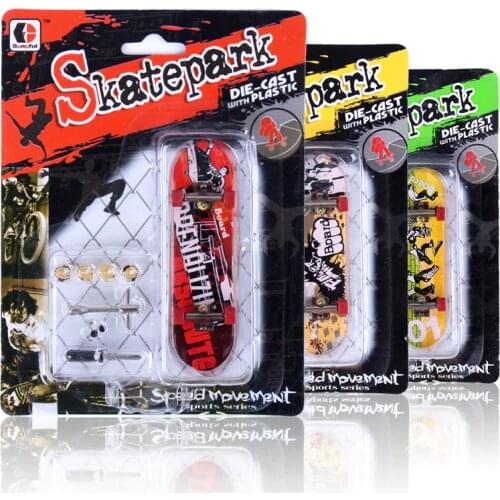 3pcs/set Arrival Alloy Stand Plastic FingerBoard Mini Finger Skateboard Retail Box Mini Skate De Dedo Finger Skateboard Kids Toy