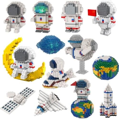 Earth Animal Dog Space Station Saturn Rocket Building Blocks City Shuttle Astronaut Figure Man Bricks Set Children Toys Gift