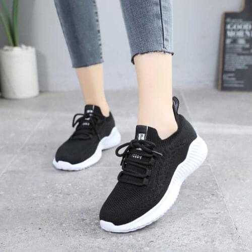 Brand Running Shoes Women Sneakers Breathable Mesh Casual Shoes Ladies Lace-up Sport Shoes Outdoor Gym Shoes Soft Athletic Shoes