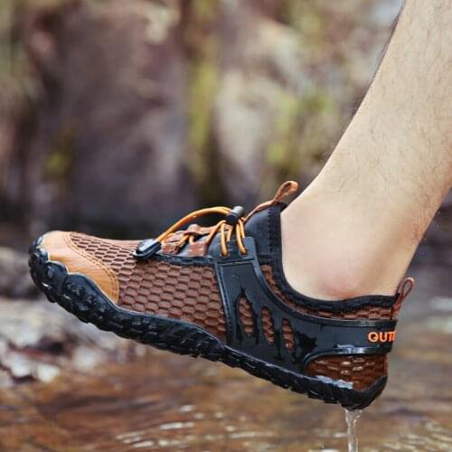 Breathable Elastic Aqua Shoes for Man Mesh Light Nonslip Water Shoes Woman Flat Footwear Outdoor Seaside Quick Dry Swimming Shoe