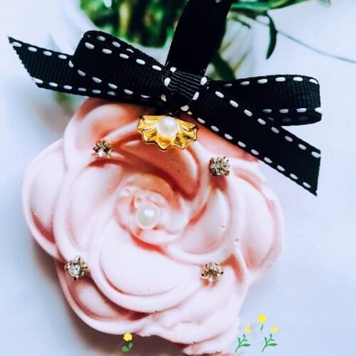 Rose Flower DIY Aroma Gypsum Plaster Silicone Mould Car Pendant Handmade Soap Silicon Molds