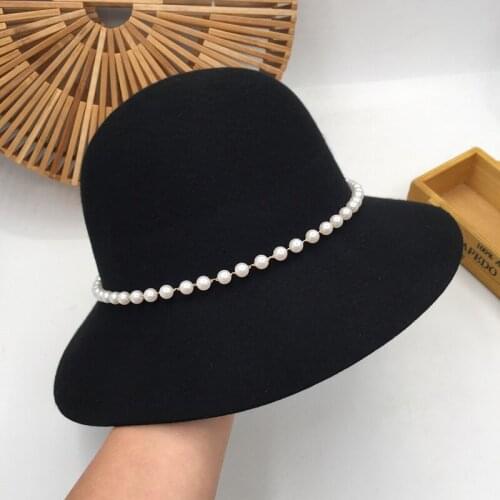 Small sweet wind restoring ancient ways about pearl chain wool fisherman hat female celebrities fashion elegant British han edit