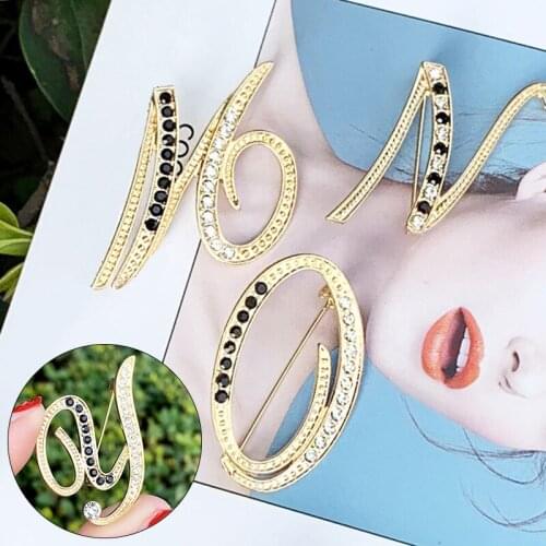 New Black White Rhinestone Crystal Brooches 26 English Letters Lapel Pin Shirt Dress Badge Fashion Jewelry For Women Accessories