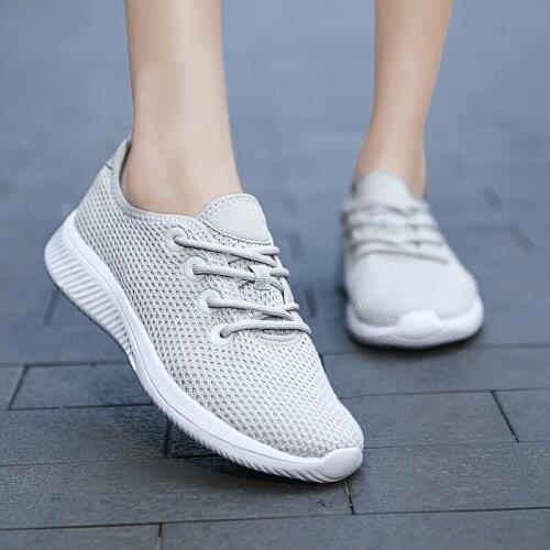 2021 Women Shoes Knitting Sock Mesh Summer Slip On Flats 42 Plus Size Loafers Lace-up Black Walking Running Sports Sneakers