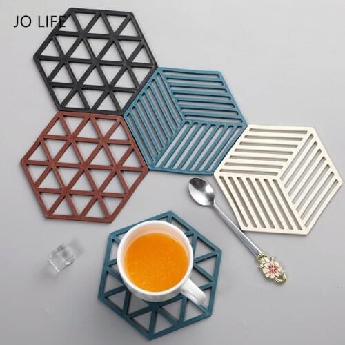 JO LIFE Creative Silicone Coaster Heat-insulated Non Slip Hexagon Hollow Cup Mat Desktop Decoration Nordic Cup Pad