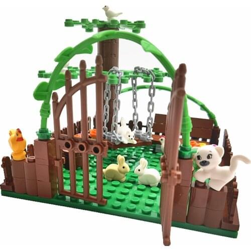 City Friends Building Blocks Play Yard Moc Bricks Farm Animals Tree Montessori Toys for Children DIY Blocks Compatible Baseplate