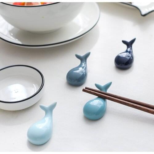 Lucky Cute Whale Ceramic Chopsticks Holder Chopsticks Chinese Style Home Hotel Ceramics Cute Kitchen Tableware Tool