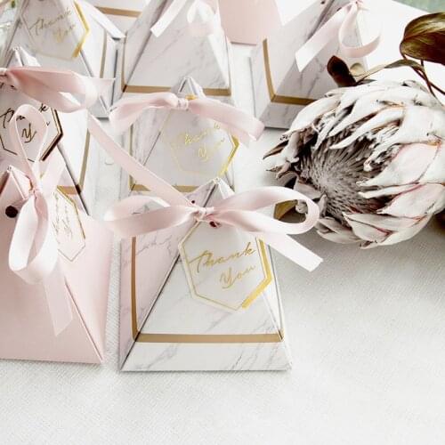 10Pcs Chocolate Box Wedding Favors New Pyramid Style Candy Box Gift Boxes With THANKS Card & Ribbon Party Supplies