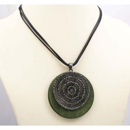 New Arrival Necklaces & Pendants Jewelry Vintage Beautiful Women Pendant Genuine Leather Long Chain Necklace