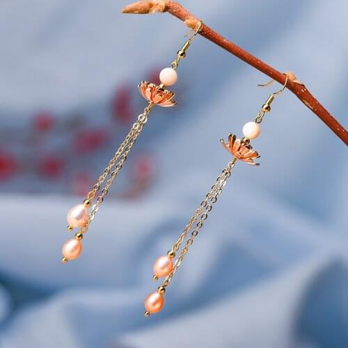 Fashion Ethnic tassel Pearl flower earrings,vintage Long Natural Freshwater pearl gold Earrings for Womens Wholesale Jewelry