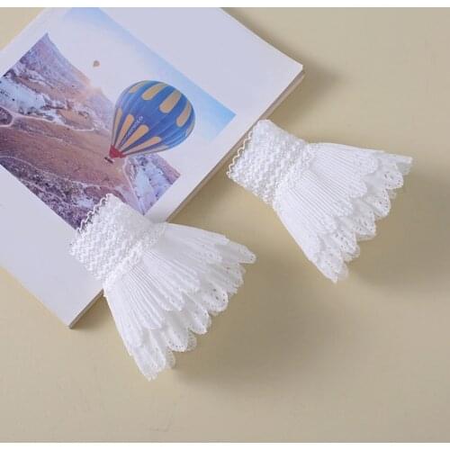 1 Pair Korean Women Girls Fake Flared Sleeves Floral Layered Lace False Cuffs