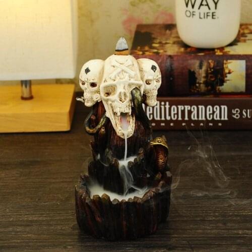 Painted Skeleton Back Flow Incense Burner Home Ornaments Resin Aromatherapy Ghost Head Incense Burner for Yoga Sauna Bedroom