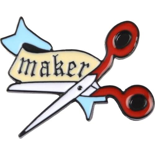 Maker Scissors Tailor Brooch Backpack Enamel Pin Bag Shirt Lapel Broche for Men Women Badge Pines Brooches Jewelry Accessories