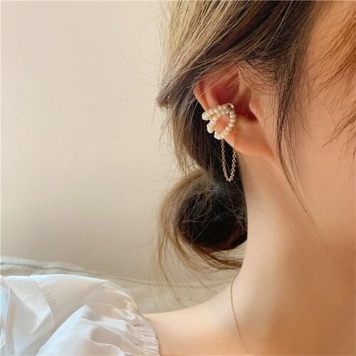 TIMEONLY Temperament Multi Layered Simulated Pearl Clip Earring Magnetic Dsorption Earrings for Women Statement Accessories