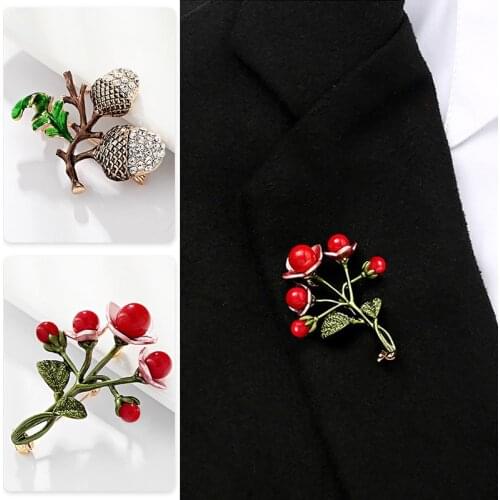 New Arrival Vintage Pine Nuts Brooches for Women Cute Plant Brooch Pin Enamel Leaf Green Color Fashion Jewelry Christmas Gifts