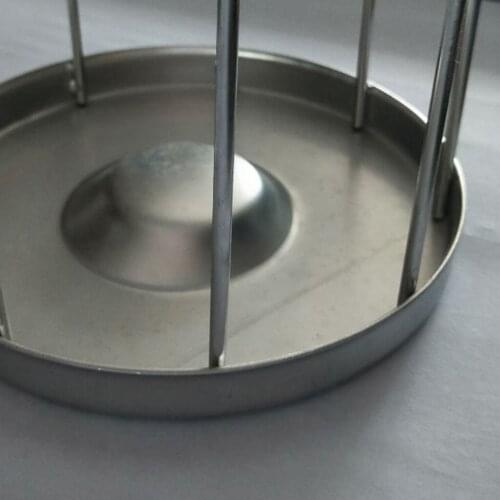 Indoor Outdoor Food Water Feeding Portable Reptile Tortoise Food Dispenser