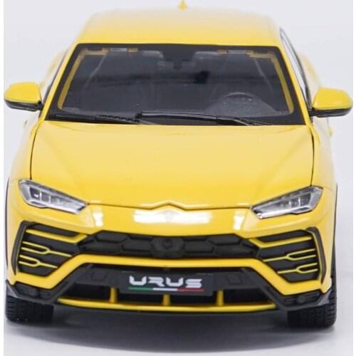 Original factory authentic Bburago 1:18 Lamborghin i URUS yellow diecast car model with small gift